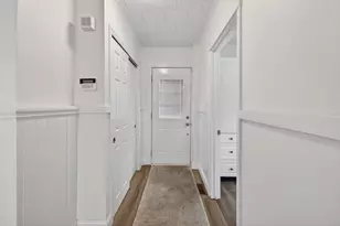 12 Linden St, Berlin, MA 01503 - Photo 10