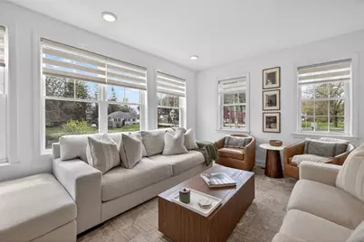 12 Linden St, Berlin, MA 01503 - Photo 4