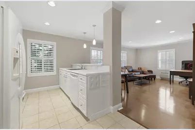 27-29 Commonwealth #1, Newton, MA 02467 - Photo 18