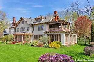 372 Main St, Amesbury, MA 01913 - Photo 1