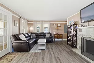 6 Birch St, Wareham, MA 02571 - Photo 8
