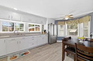 6 Birch St, Wareham, MA 02571 - Photo 6
