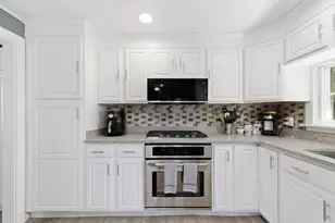 6 Birch St, Wareham, MA 02571 - Photo 4