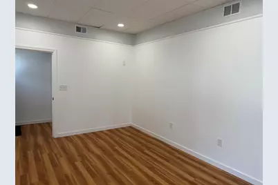 355 June St #2, Worcester, MA 01602 - Photo 2