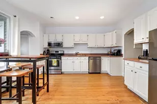 760-762 E 5th St, Boston, MA 02127 - Photo 4