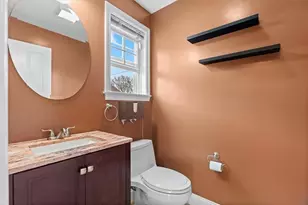 515 Pleasant, Pawtucket, RI 02860 - Photo 18