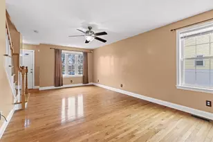 515 Pleasant, Pawtucket, RI 02860 - Photo 10