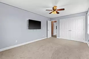 515 Pleasant, Pawtucket, RI 02860 - Photo 20