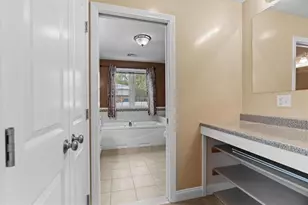 515 Pleasant, Pawtucket, RI 02860 - Photo 28