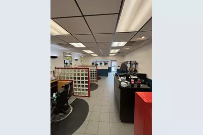 670 E Broadway, Boston, MA 02127 - Photo 4