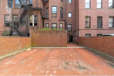 183 Commonwealth Ave. #PH, Boston, MA 02116 - Photo 34