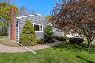 196 Hill St, Norwood, MA 02062 - Photo 30