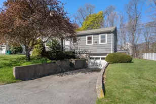 196 Hill St, Norwood, MA 02062 - Photo 2