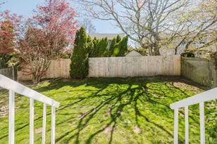 111 Foxboro Ave, Portsmouth, RI 02871 - Photo 38