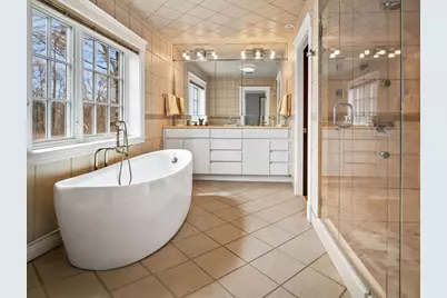 24 Radcliff Rd, Newton, MA 02468 - Photo 22