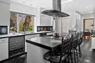 24 Radcliff Rd, Newton, MA 02468 - Photo 10