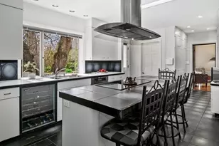 24 Radcliff Rd, Newton, MA 02468 - Photo 10