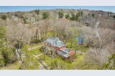 24 Radcliff Rd, Newton, MA 02468 - Photo 2