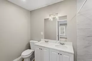 22 Demers St, Grafton, MA 01519 - Photo 10