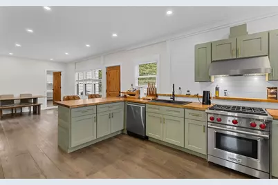 335 Salisbury St, Worcester, MA 01609 - Photo 14