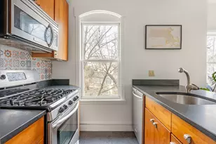 10 Cottage St, Boston, MA 02128 - Photo 12