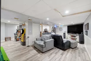 240 Horizon Wy, Fall River, MA 02720 - Photo 40