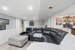 240 Horizon Wy, Fall River, MA 02720 - Photo 8
