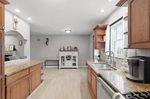 240 Horizon Wy, Fall River, MA 02720 - Photo 22