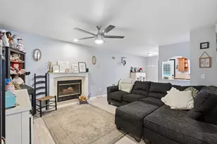 240 Horizon Wy, Fall River, MA 02720 - Photo 4