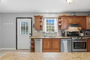 240 Horizon Wy, Fall River, MA 02720 - Photo 24