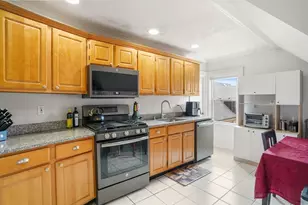 193 Hamilton St, Boston, MA 02122 - Photo 8