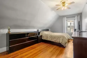 193 Hamilton St, Boston, MA 02122 - Photo 18