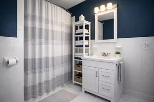 193 Hamilton St, Boston, MA 02122 - Photo 6