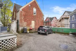 193 Hamilton St, Boston, MA 02122 - Photo 20