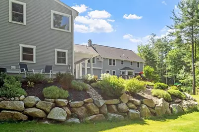 8 Stearns Road, Upton, MA 01568 - Photo 6
