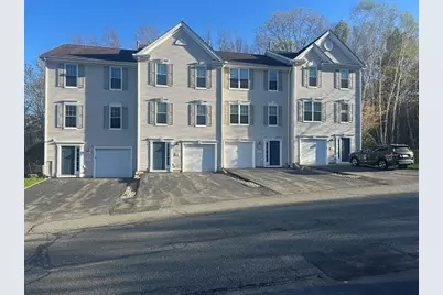 26 Daffodil Ct #26, Grafton, MA 01560 - Photo 2