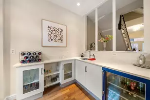 11 Lawnwood Pl, Boston, MA 02129 - Photo 4