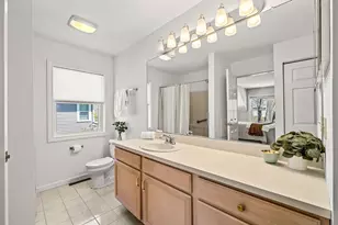 25 Pond Ln, Burlington, MA 01803 - Photo 22