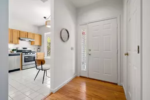 25 Pond Ln, Burlington, MA 01803 - Photo 16
