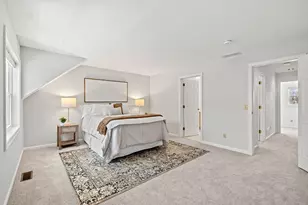 25 Pond Ln, Burlington, MA 01803 - Photo 20