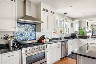 77 Salisbury St, Hull, MA 02045 - Photo 6