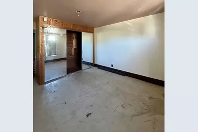 12 Leeds St, Boston, MA 02127 - Photo 2