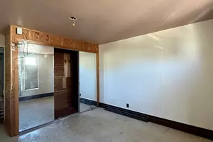 12 Leeds St, Boston, MA 02127 - Photo 2