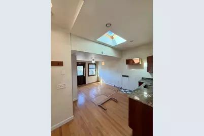 8 Leeds St, Boston, MA 02127 - Photo 12