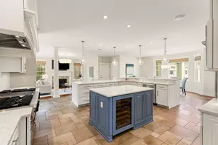 19 Douglas Rd, Lexington, MA 02421 - Photo 8