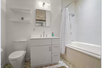 346-354 Congress St #106, Boston, MA 02210 - Photo 14