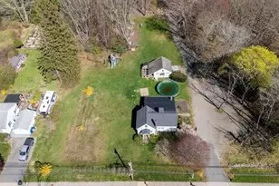 503 Bark St, Swansea, MA 02777 - Photo 2