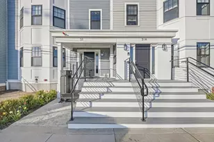 31 Boardman St, Boston, MA 02128 - Photo 2
