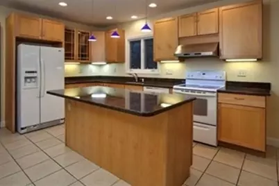 27 Sullivan Avenue, Newton, MA 02464 - Photo 2