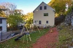 27 Sullivan Ave, Newton, MA 02464 - Photo 6
